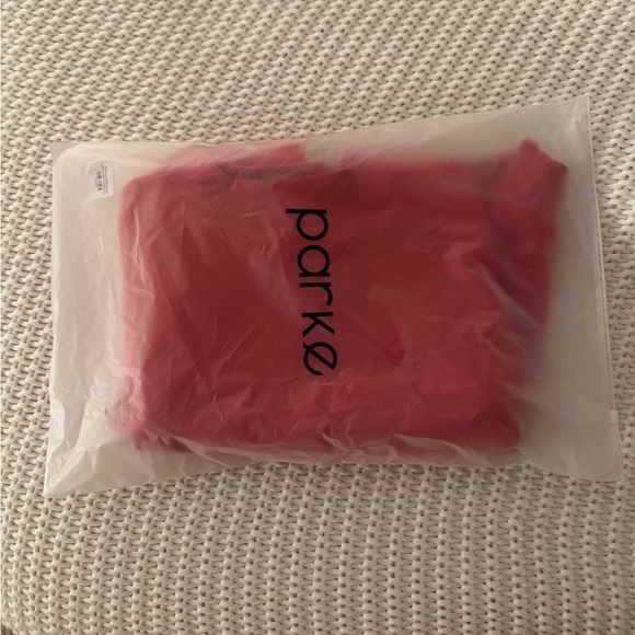 Parke ruby embossed mockneck - Picture 5 of 5